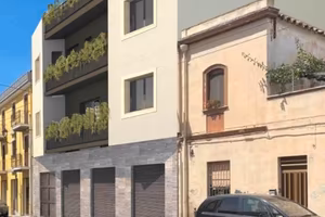 Trivani di pregio con posto auto ascensore