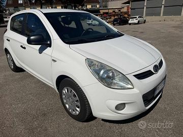 HYUNDAI i20 1.2 5p. BlueDrive BENZINA/GPL Comfor