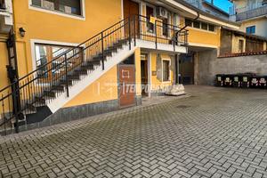 Negozio a Caselle Torinese Via roma 1 locali