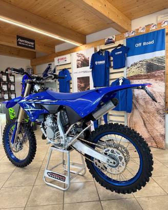 Yamaha YZ 125 TARGATA NUOVA 2026 - ENDURO MOTARD