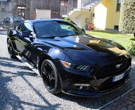Ford Mustang EcoBoost 2.3