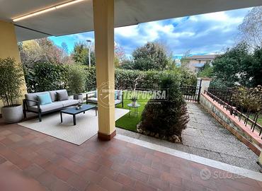 VILLA A SCHIERA CON GIARDINO