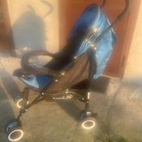 Passeggino leggero chiusura ombrello