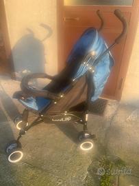 Passeggino leggero chiusura ombrello