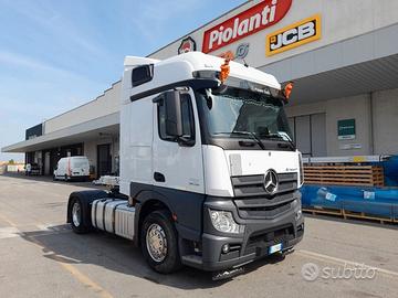 B320-Trattore stradale Mercedes Actros F 18.45