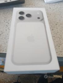 iPhone 17 256g colore silver