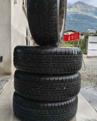 4 cerchi in lega Toyota originali + gomme inver