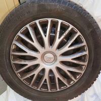 4 Gomme Neve 215/55 R16 93H Continental con CERCHI