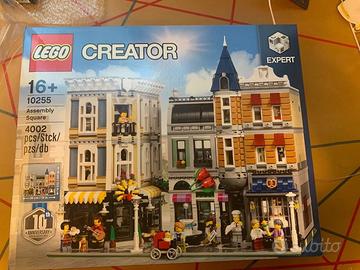 Lego 10255 Piazza dell'assemblea