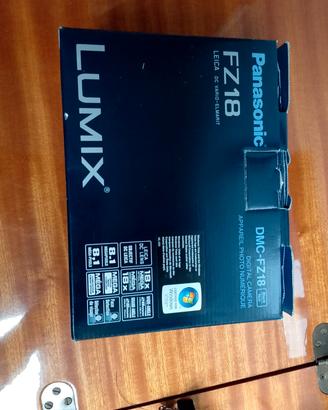 Panasonic. Lumix FZ18