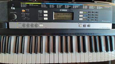 tastiera yamaha e243
