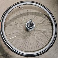 Ruota 28 con cambio Nexus Shimano 7 vel.