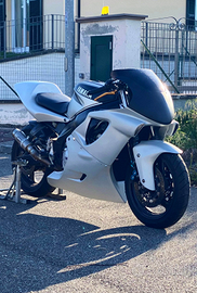 Yamaha Thundercat 600 Mondiale Supersport LEGGERE