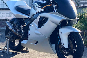 Yamaha Thundercat 600 Mondiale Supersport LEGGERE