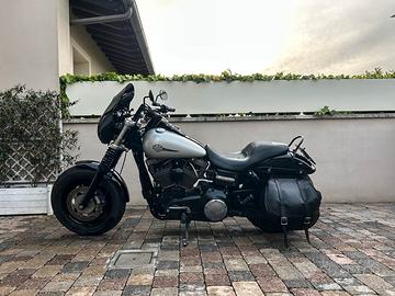 HARLEY DAVIDSON