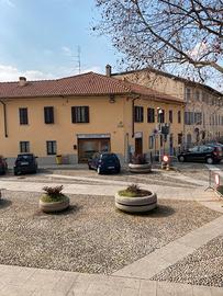 SAMARATE ampio bilocale arredato senza spese con