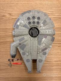 Millenium Falcon vintage Star Wars con personaggi