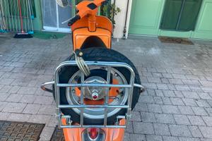 Piaggio Vespa 50 Special (V5B3) - 2014