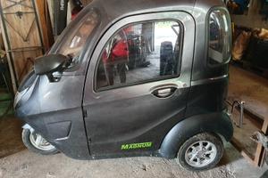 UFO Magnum Triciclo Elettrico - No Patente