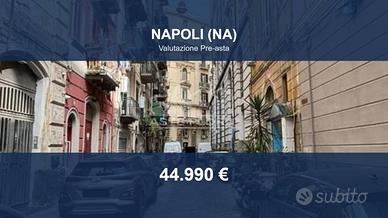 Immobile in asta di 32 m² a Napoli