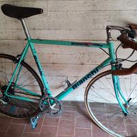 bici corsa Bianchi reparto corse acciaio Genius 