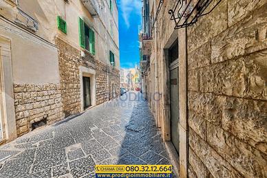 Soluzione indipendente con terrazzo privato