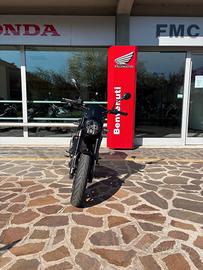 Benelli Leoncino 500 Black