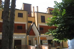 Sila -Bilocale in buone condizioni e ammobiliato