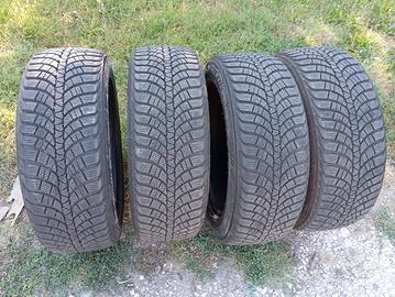 gomme da macchina