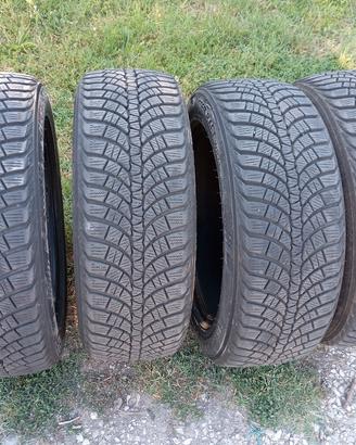 gomme da macchina