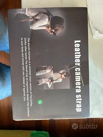 Tracolla per due fotocamere