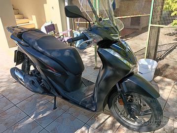 sh 150 nero opaco