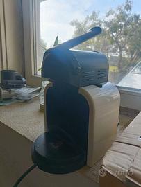 Macchina caffè Nespresso De Longhi