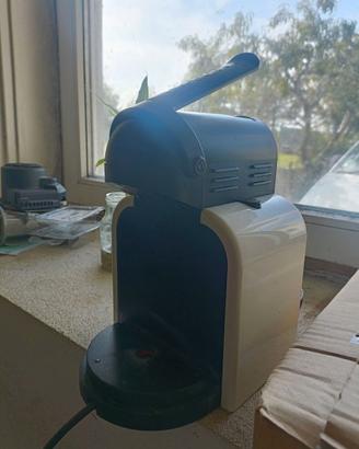 Macchina caffè Nespresso De Longhi