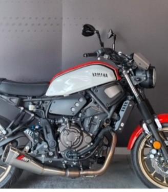 xsr 700  eccellente possibilità scambi