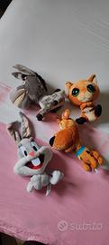Set 4 peluches cartoons 