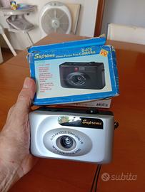 Fotocamera analogica a rullino da 35 mm Supreme