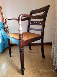 poltroncina coloniale vintage 
