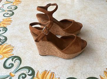 Sandalo donna con zeppa in sughero color cuoio