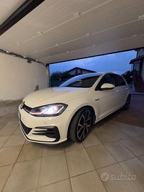 Volkswagen Golf GTI - Performance