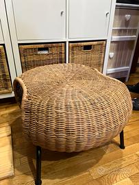 Tavolino poggiapiedi rattan