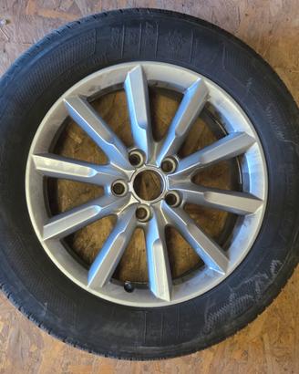 Cerchi Audi Q3 17 gomme estive 235 55 17 Kleber