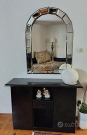 Consolle nera con specchio