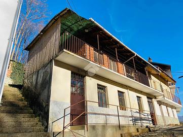 CASA SEMINDIPENDENTE A LANZO TORINESE