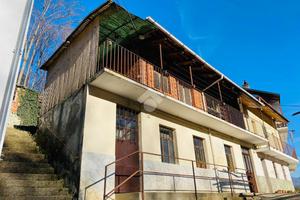 CASA SEMINDIPENDENTE A LANZO TORINESE