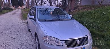 Autovettura Fiat Croma