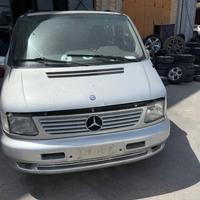 Ricambi Mercedes-Benz V 220 CDI 122cv del 2004