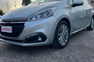 Peugeot 208 PureTech 82 5 porte Allure