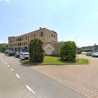 NEGOZIO A MARIANO COMENSE