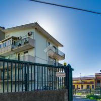 3 LOCALI A PACE DEL MELA